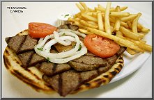Thanasi's Gyros on Pita
